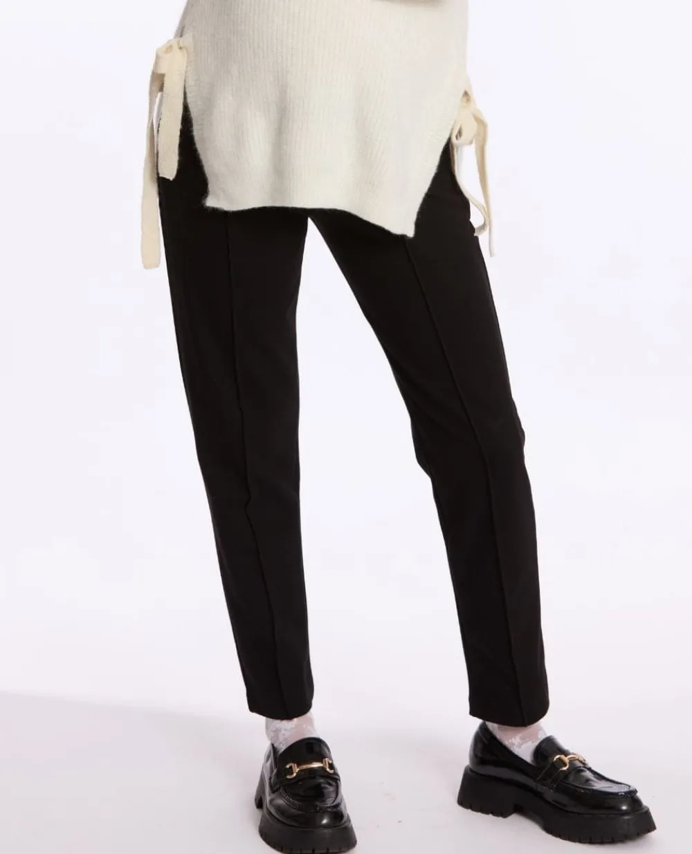 Cache Cœur Pantalons, Jupes & Shorts-Pantalon carotte de maternité Clark